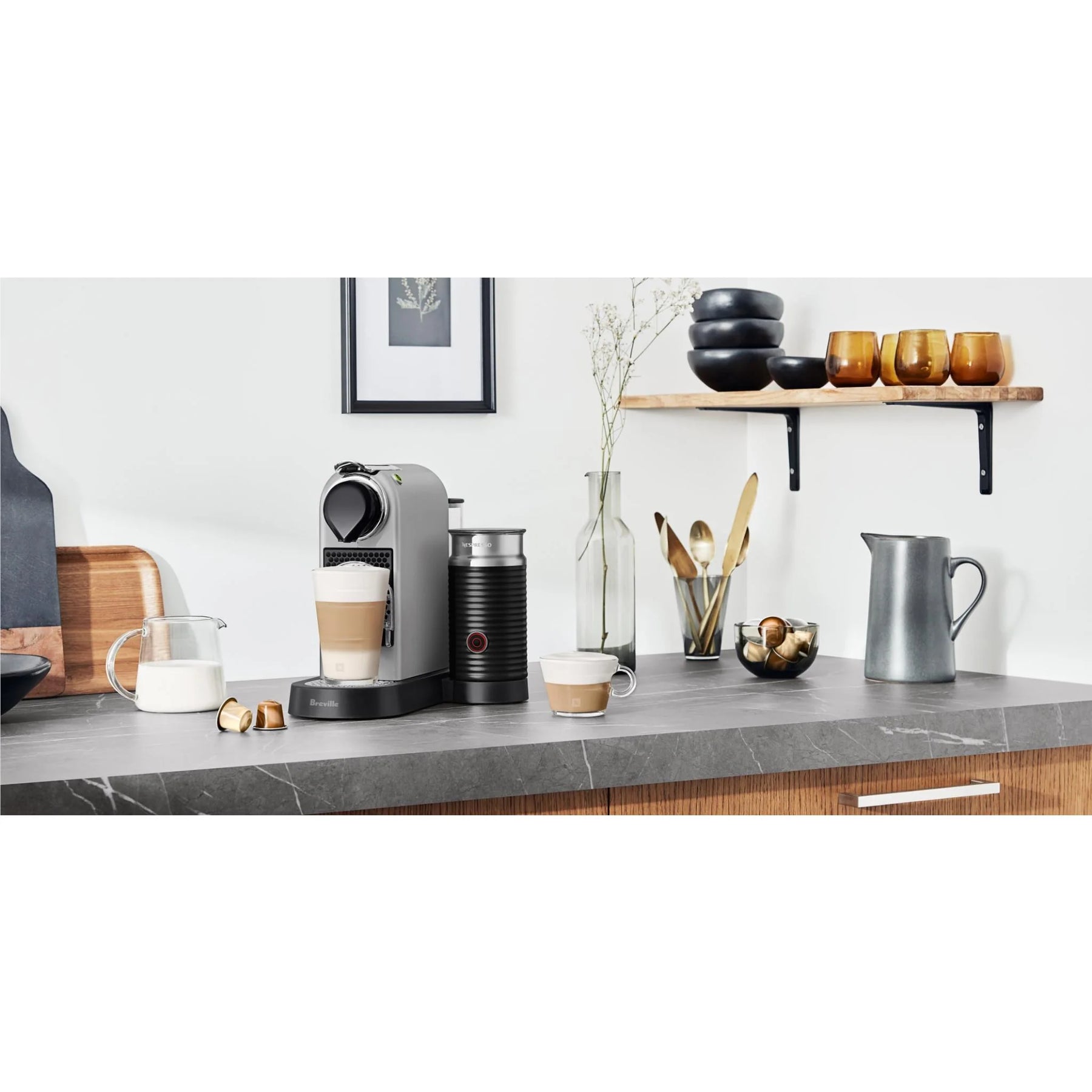 Cafeteira Nespresso Breville Citiz & Milk BEC660 automática silver para cápsulas monodose 127V